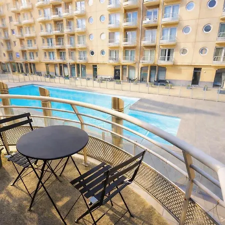 Awesome In Apartament